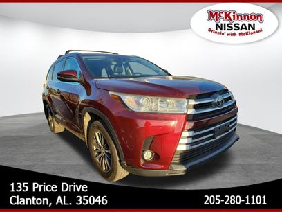 Used 2017 Toyota Highlander XLE w/ Carpet Mat Package