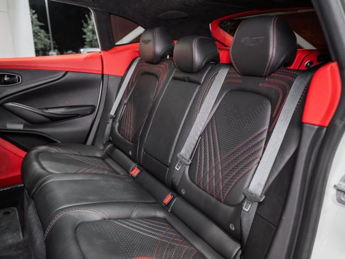 Used 2021 Aston Martin DBX AWD/4WD image 15