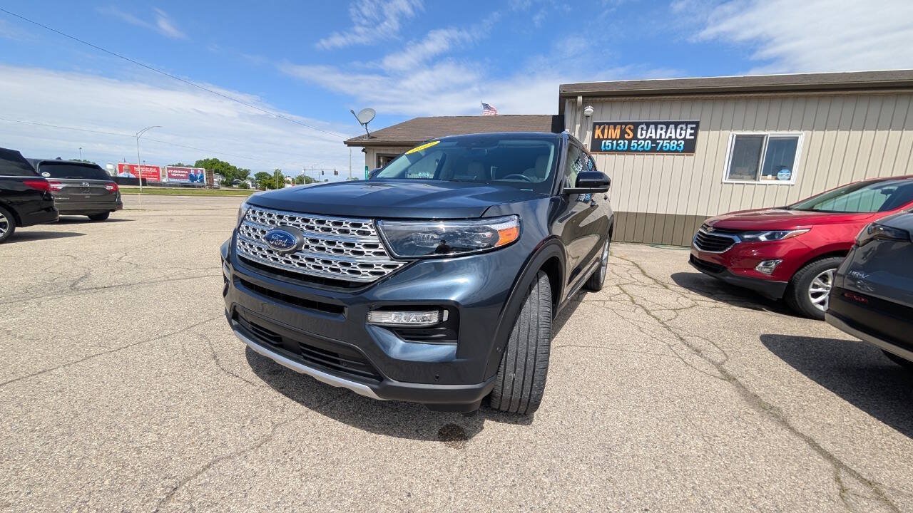 Used 2022 Ford Explorer Platinum w/ Equipment Group 601A AWD/4WD image 24