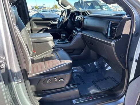 Used 2025 GMC Sierra 1500 AT4X AWD/4WD image 32