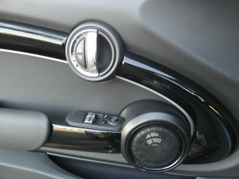 Used 2022 MINI Cooper SE image 67