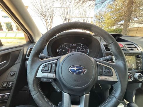Used 2017 Subaru Forester 2.5i Limited AWD/4WD image 23