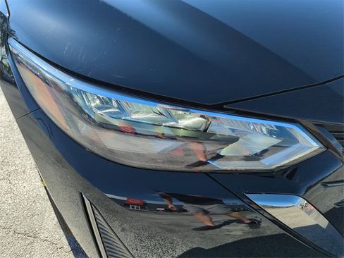 New 2025 Nissan Sentra SR w/ SR Premium Package image 13