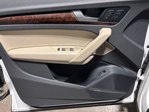 Used 2018 Audi Q5 2.0T Premium Plus w/ Premium Plus Package image 9