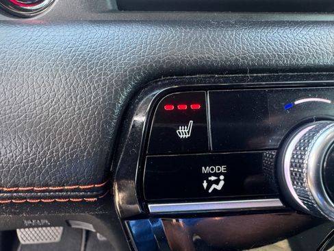 Certified 2025 Honda Pilot Sport image 19