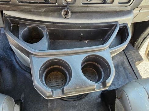 Used 2014 Ford E-250 and Econoline 250 w/ Power Group RWD image 17