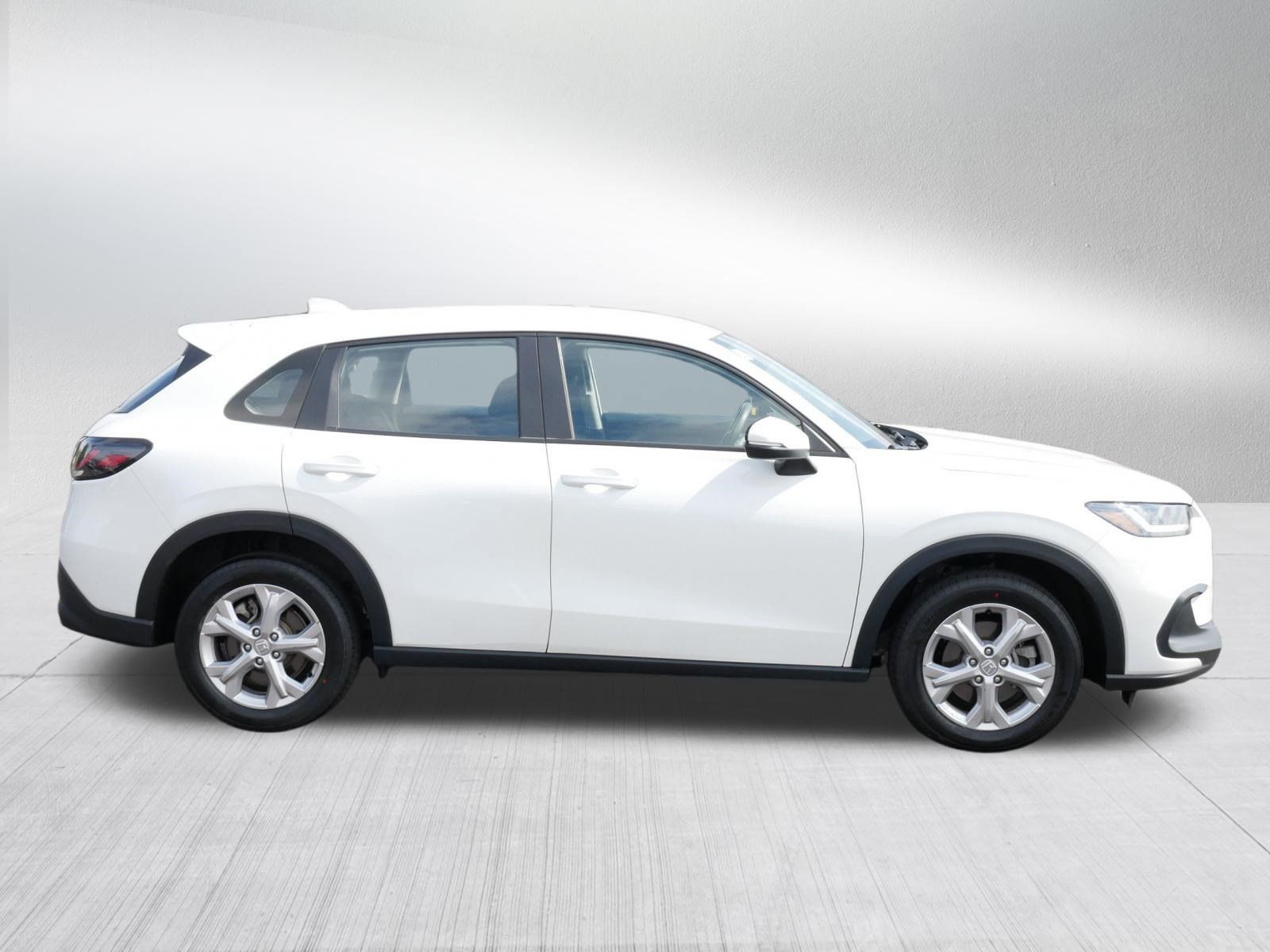 Used 2024 Honda HR-V LX image 8