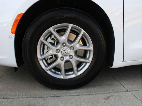 New 2026 Chrysler Pacifica Select image 34