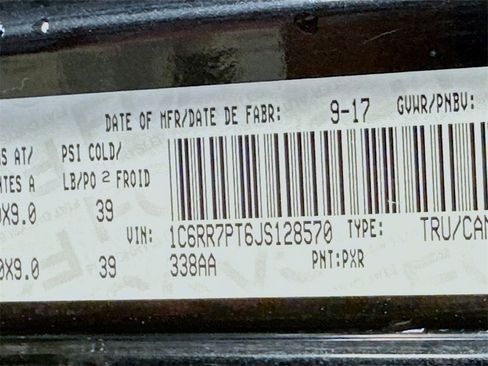 Used 2018 RAM 1500 Limited image 34