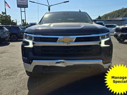 Used 2022 Chevrolet Silverado 1500 LT image 2