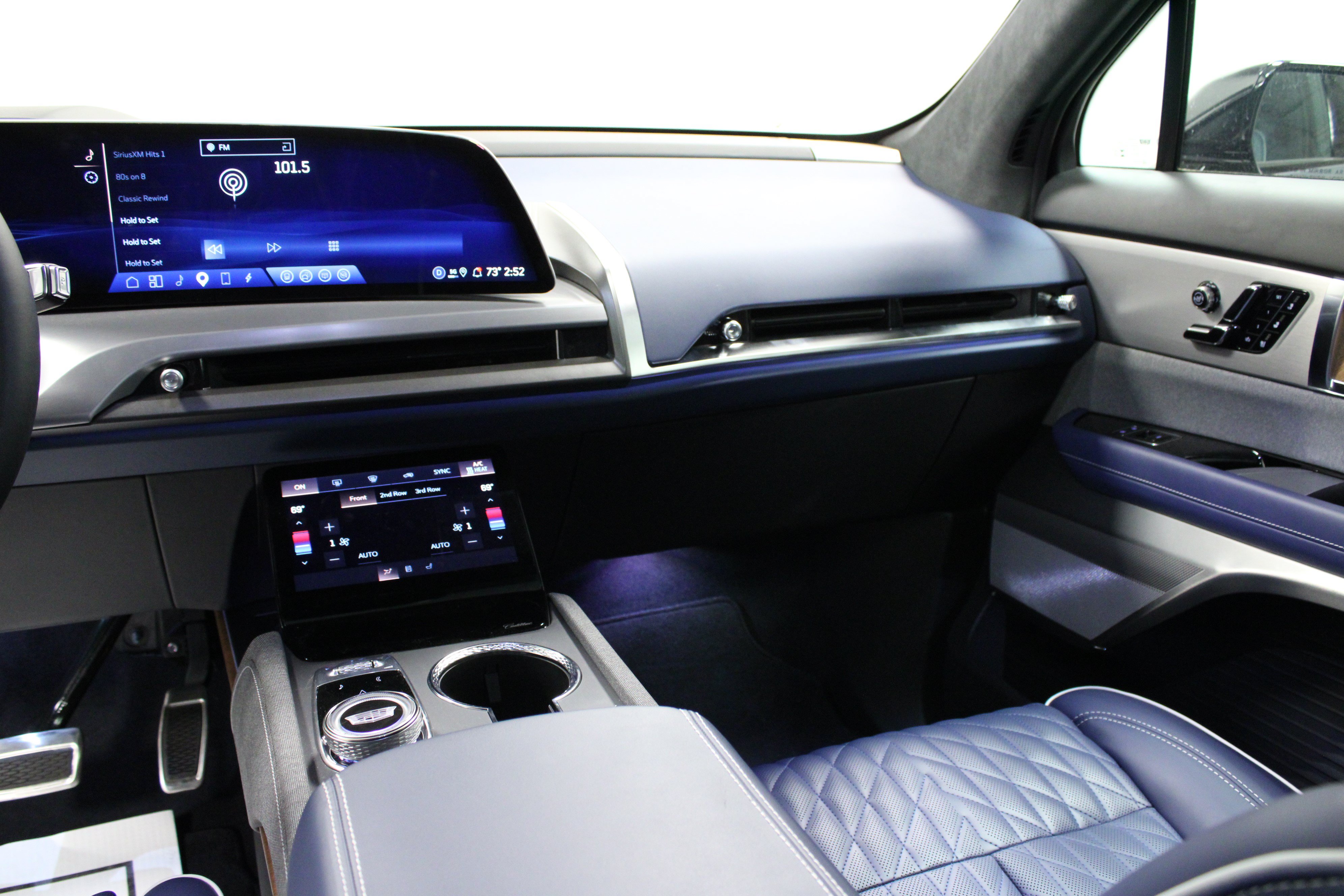 Used 2026 Cadillac Vistiq Premium Luxury AWD/4WD image 20