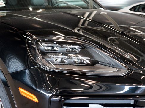 New 2026 Porsche Cayenne S image 27