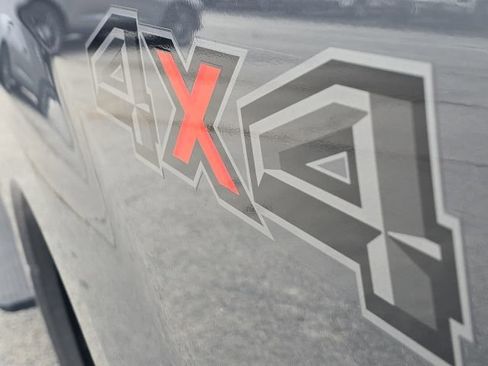 Used 2022 Ford F250 Platinum image 11