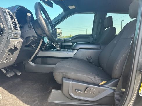 Used 2018 Ford F150 XLT w/ Equipment Group 302A Luxury image 6