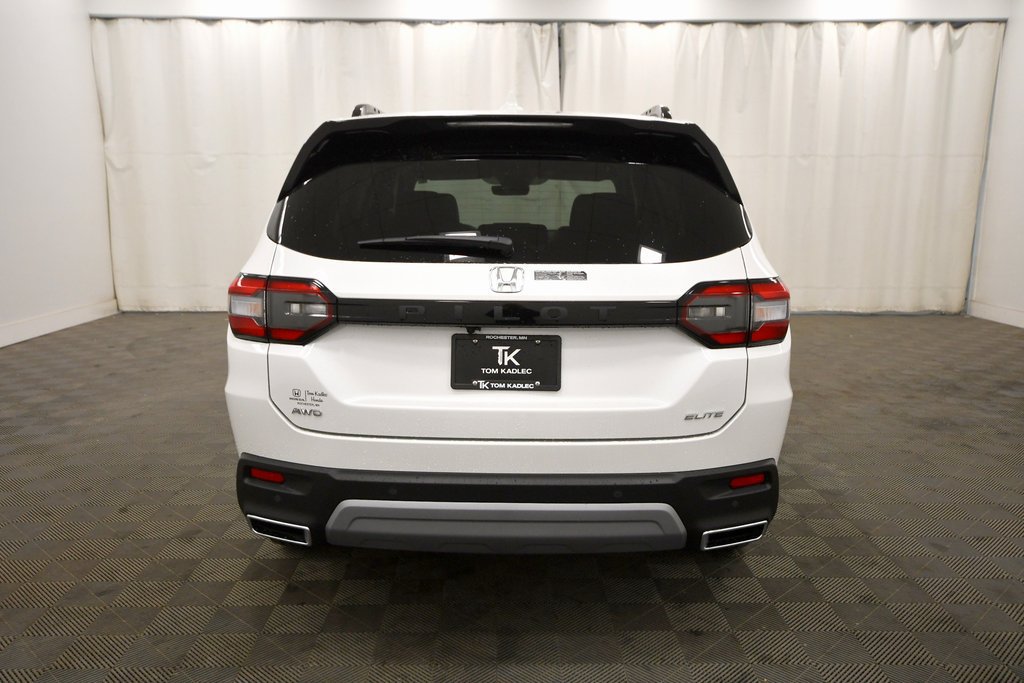 Used 2025 Honda Pilot Elite image 6