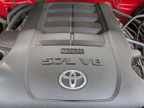 Used 2015 Toyota Tundra SR5 w/ SR5 Upgrade Package AWD/4WD image 22