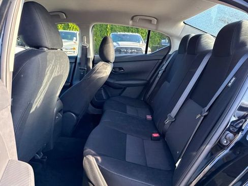 Used 2024 Nissan Sentra SV FWD image 16
