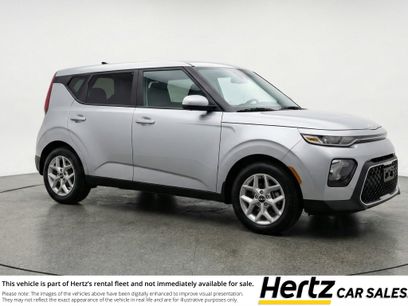 Used 2025 Kia Soul LX w/ LX Technology Package