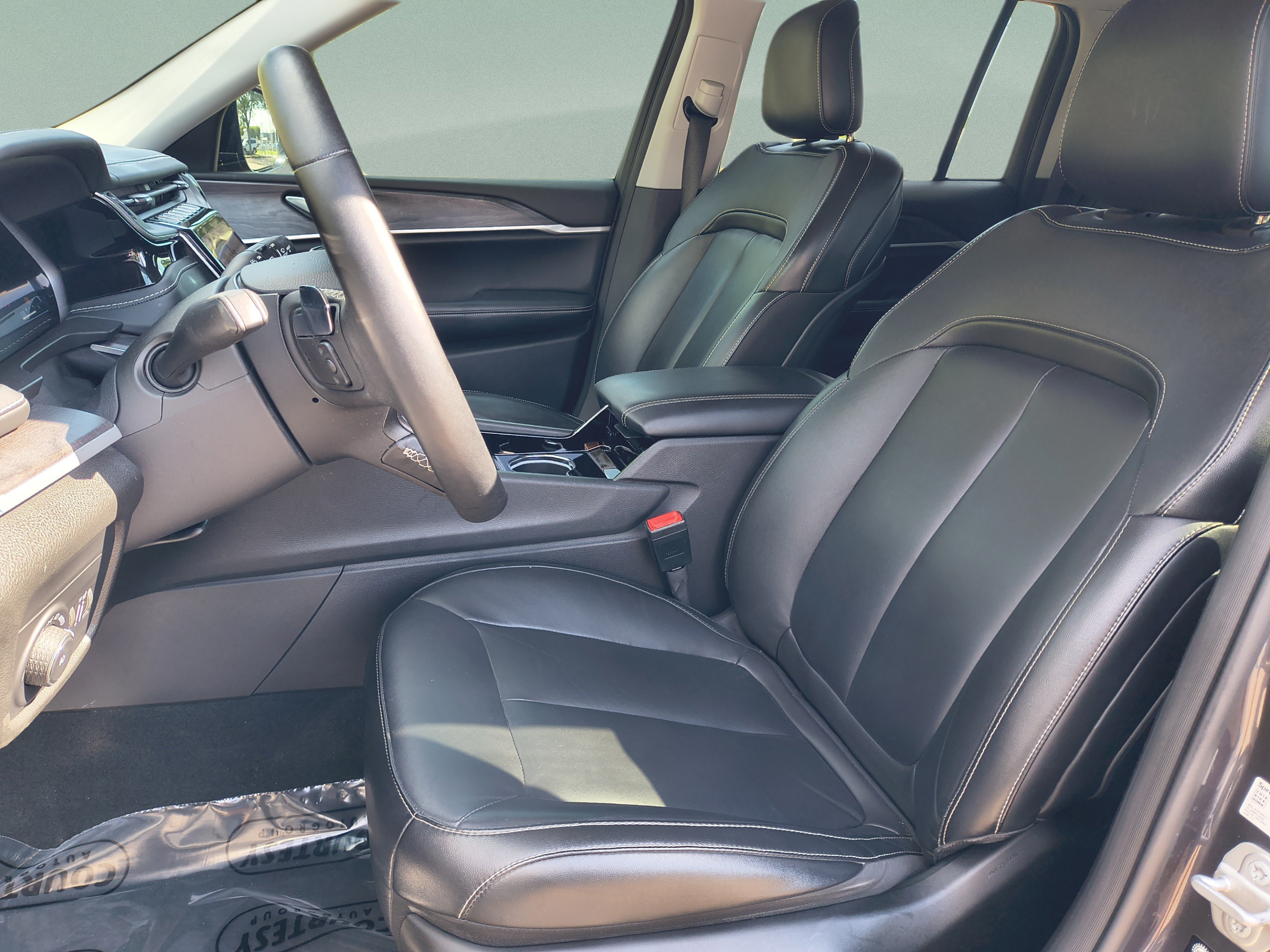 Used 2022 Jeep Grand Cherokee Limited RWD image 19