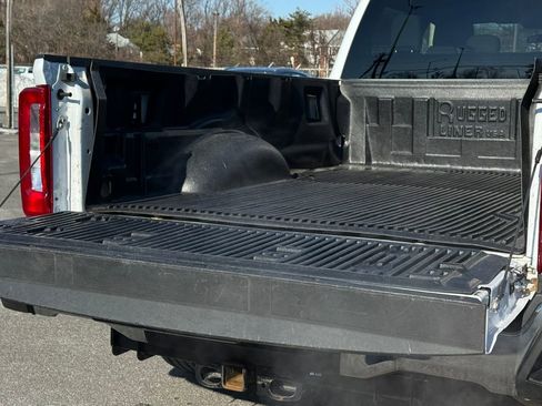 Used 2024 Ford F250 XLT image 10