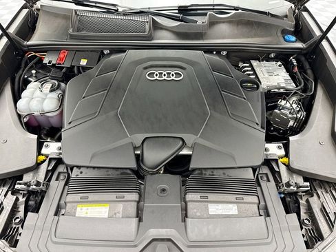 Certified 2025 Audi Q8 Premium Plus w/ Premium Plus Package image 28