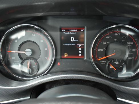 Used 2014 Dodge Charger R/T RWD image 17