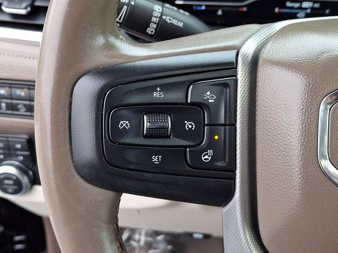 Certified 2022 GMC Yukon Denali w/ Denali Premium Package image 22