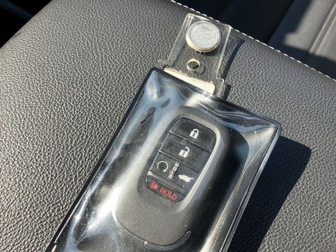 Used 2025 Honda CR-V EX-L image 38