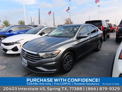 Used 2019 Volkswagen Jetta SE w/ Cold Weather Package