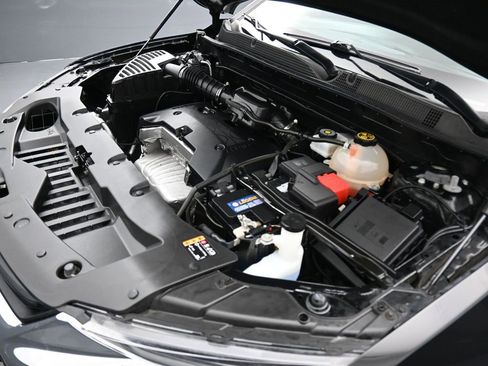 Used 2020 Chevrolet Blazer LT image 49