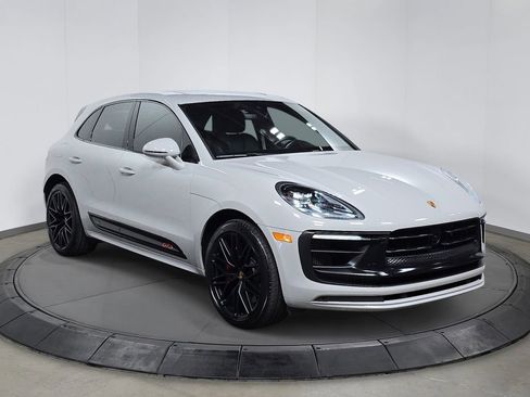 Certified 2023 Porsche Macan GTS AWD/4WD image 9