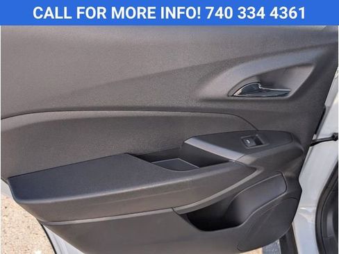 New 2026 Chevrolet Trax LT w/ Driver Confidence Package image 12