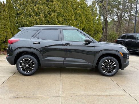 Used 2022 Chevrolet TrailBlazer LT w/ Convenience Package AWD/4WD image 7