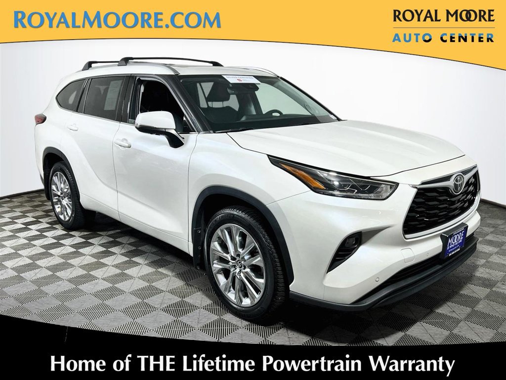 Certified 2021 Toyota Highlander Limited AWD/4WD image 1