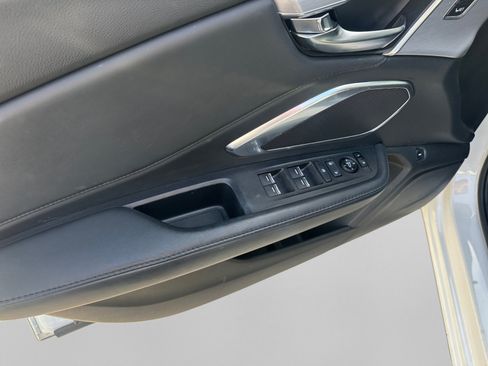 Used 2019 Acura RDX FWD image 11