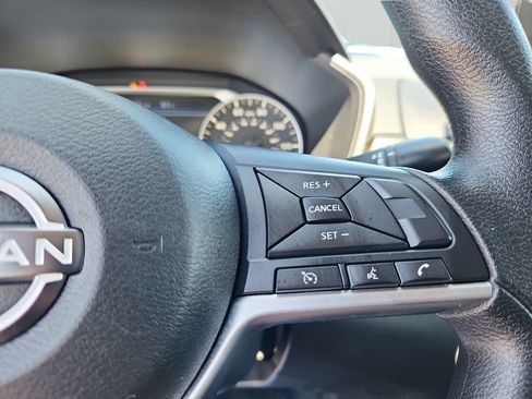 Used 2024 Nissan Altima 2.5 SV FWD image 21