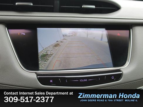 Used 2018 Cadillac XT5 Luxury w/ Driver Awareness Package image 23