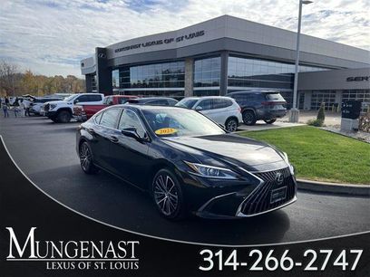 Certified 2025 Lexus ES 350 w/ Premium Package