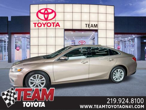 Used 2018 Chevrolet Malibu RS w/ Leather Package FWD image 1