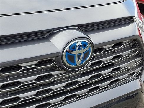 Used 2020 Toyota RAV4 XSE image 10