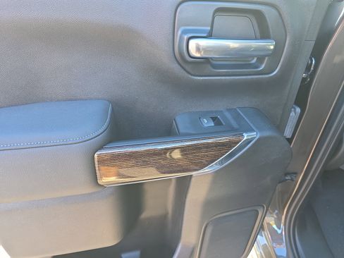 Used 2019 GMC Sierra 1500 Elevation w/ Elevation Value Package image 9