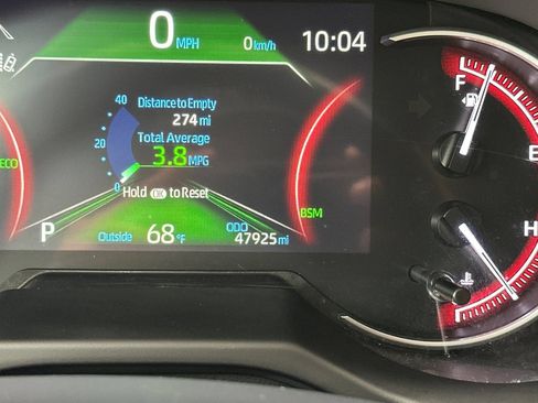 Used 2024 Toyota RAV4 XLE FWD image 33