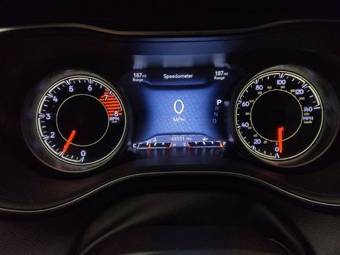 Used 2022 Jeep Cherokee Trailhawk w/ Sun, Sound & Nav Group image 23