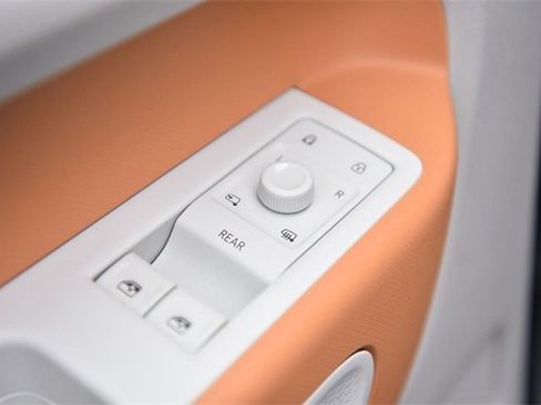 New 2025 Volkswagen ID. Buzz 1st Edition image 9