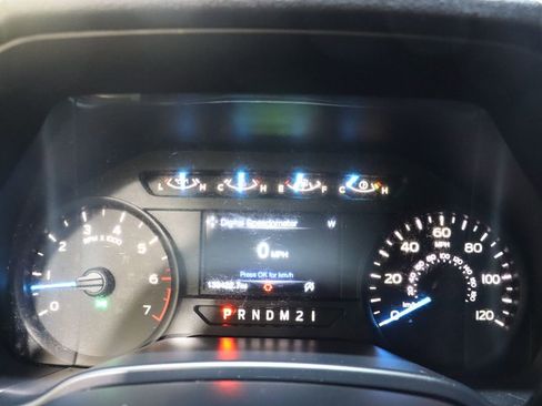 Used 2017 Ford F150 XL w/ Equipment Group 101A Mid RWD image 47