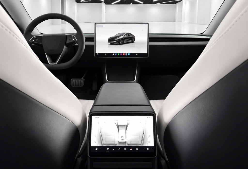 Used 2026 Tesla Model Y 2WD image 3