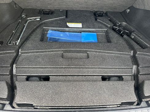 Used 2022 Toyota Prius LE image 45