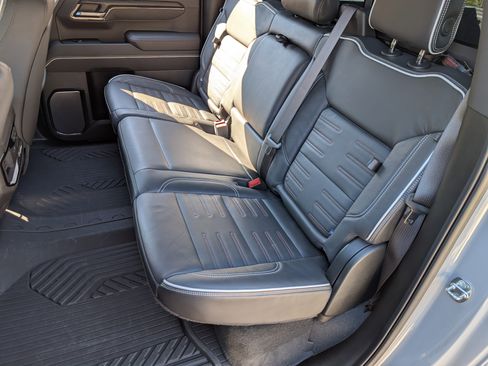 Used 2024 GMC Sierra 1500 AT4X w/ AT4X AEV Edition image 18