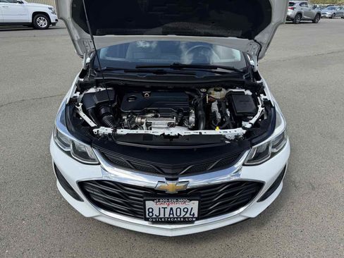 Used 2019 Chevrolet Cruze LS image 41