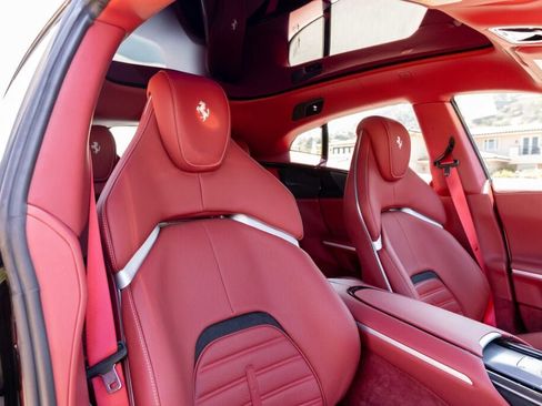 Certified 2025 Ferrari Purosangue image 17